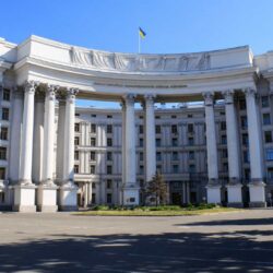 Ніякого реального відведення військ РФ від кордону України не відбувається – МЗС