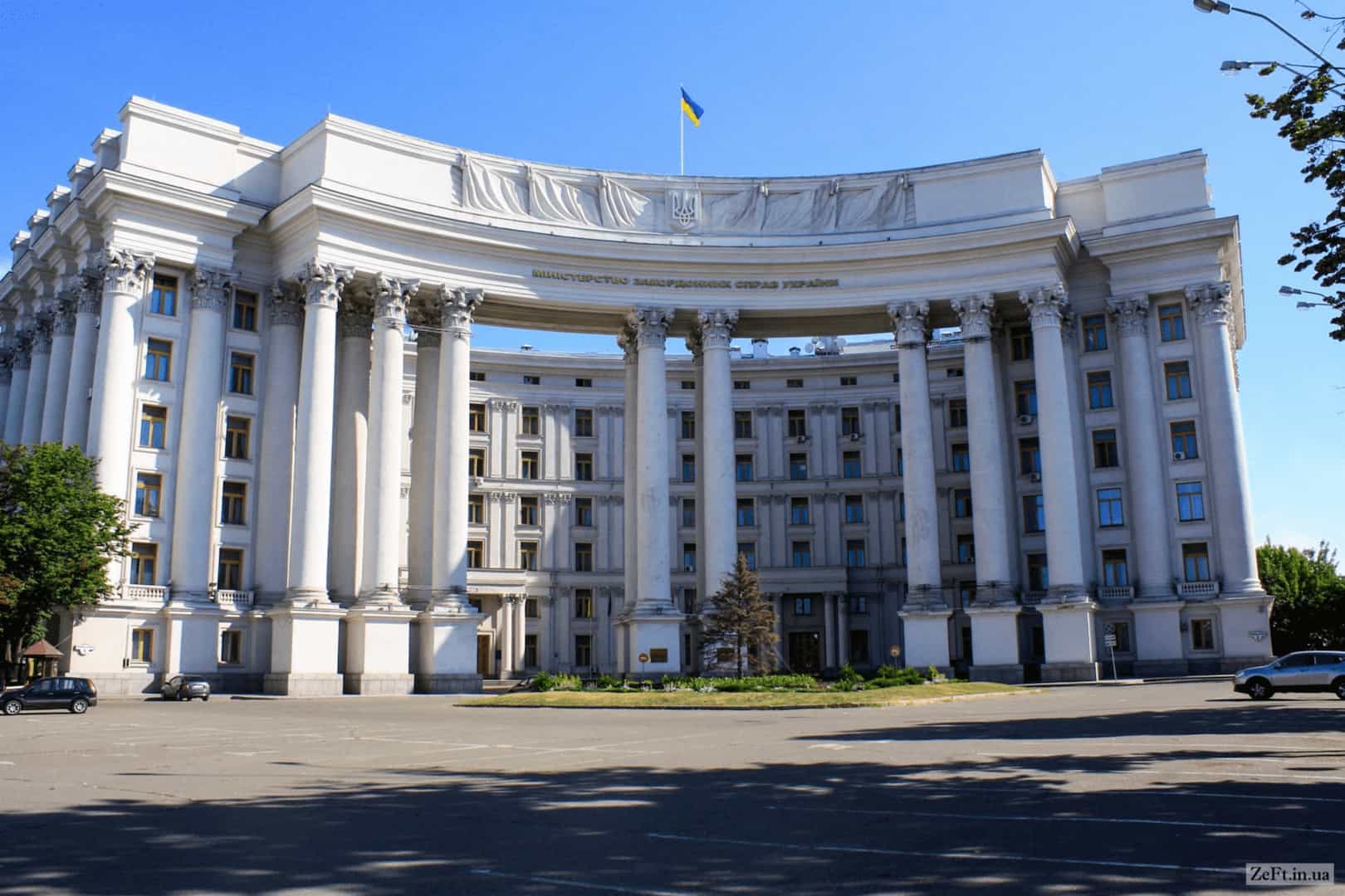 Ви зараз переглядаєте Ніякого реального відведення військ РФ від кордону України не відбувається – МЗС