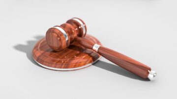 2 беркутівців засудили до 3 років в’язниці